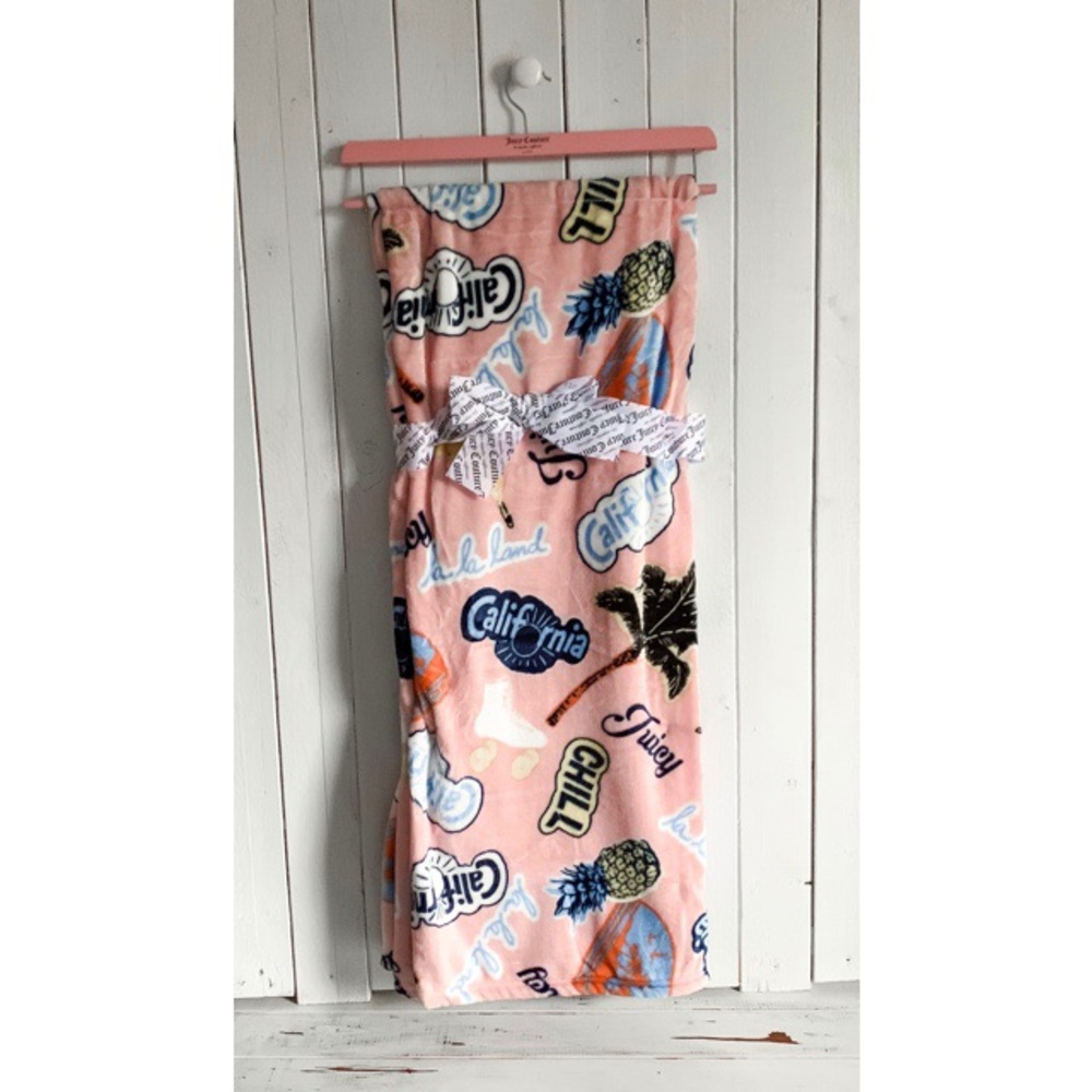 Juicy Couture Soft Blanket/Throw